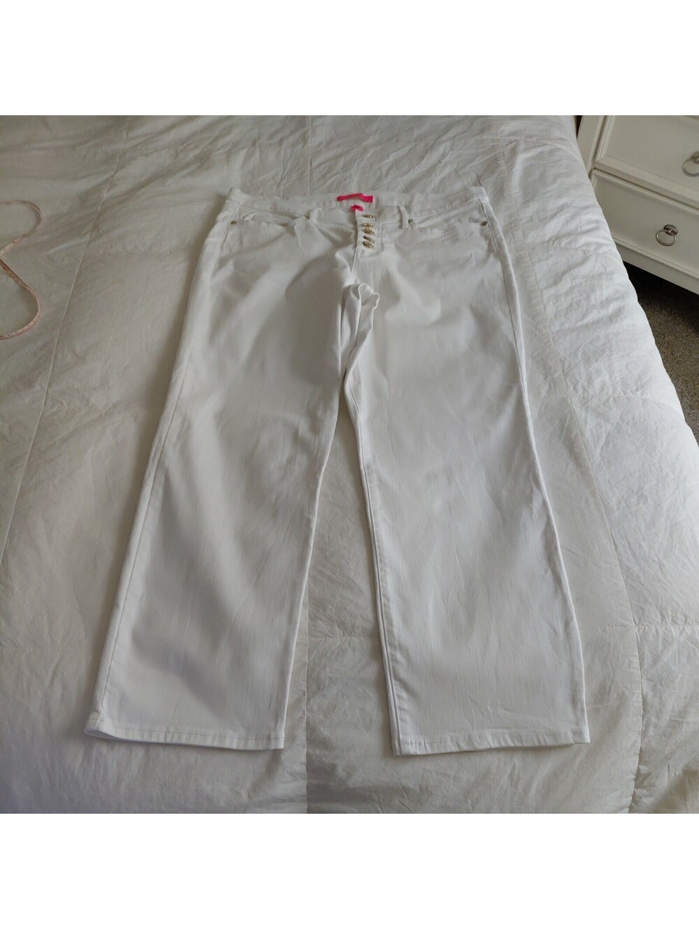 Lilly Pulitzer Women’s White Denim pants Button Fly Flat Front 14 EUC #1048